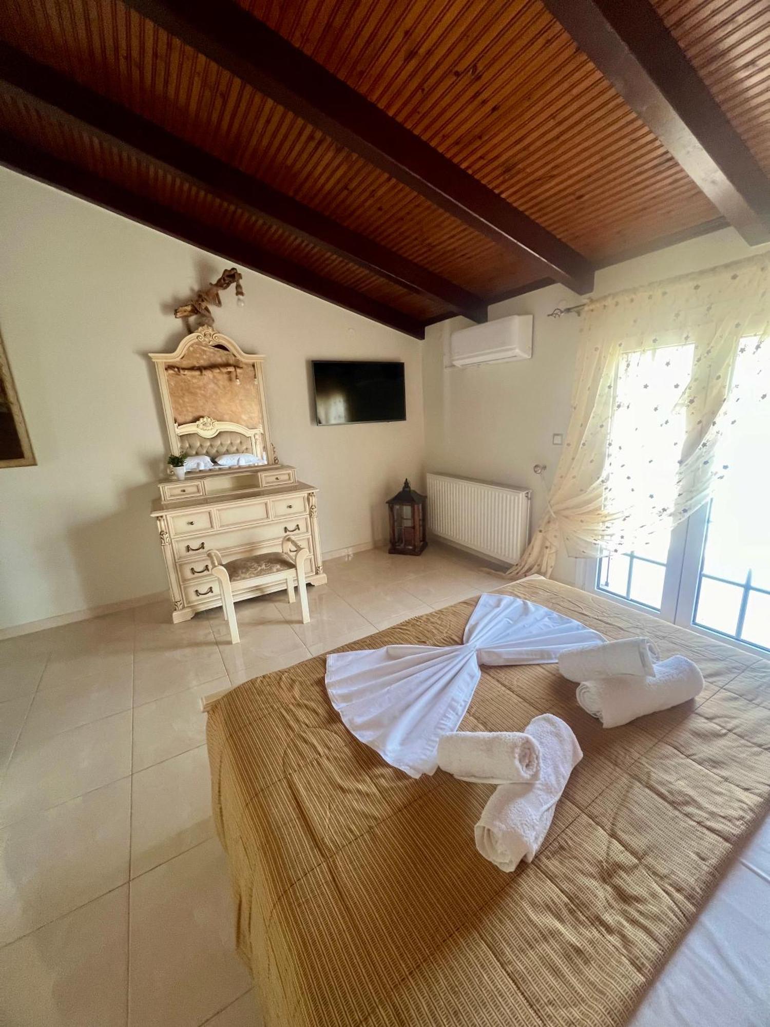 Liberis Loft Suite Argostoli  Zewnętrze zdjęcie